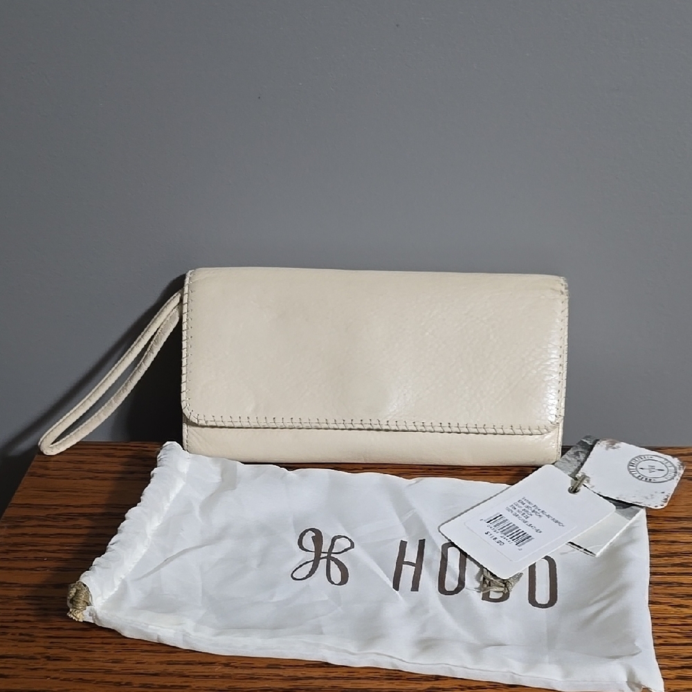 Hobo Cream Wristlet Clutch
